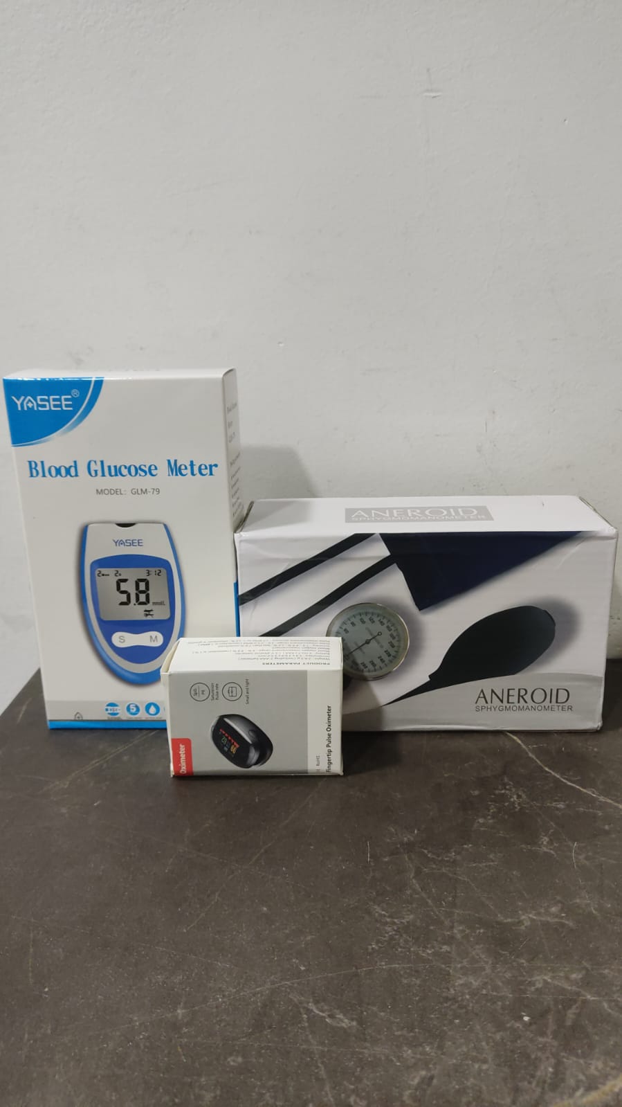 Tensiometro manual,glucometro y oximetro